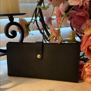 Vera Bradley Slim Travel Organizer Black Genuine pebbled Leather